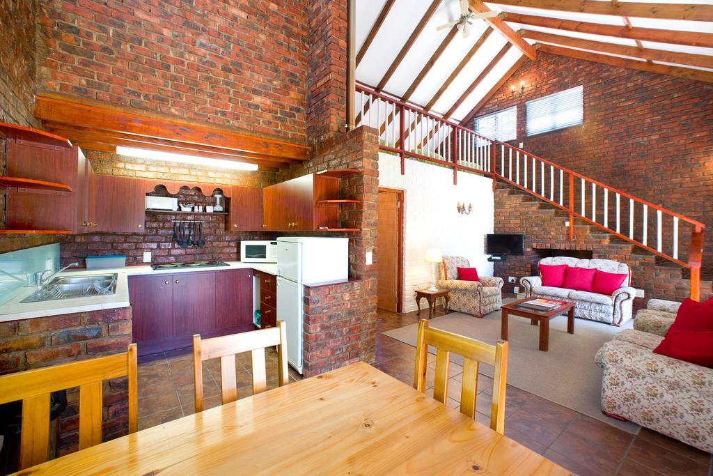 Swallows Nest Country Cottages Stormsrivier Exterior foto